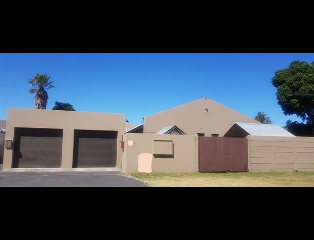 3 BEDROOM FREESTANDING RENTED IN TABLE VIEW